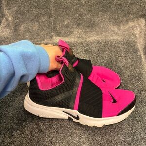 Nike Kids Black and Pink Sneakers